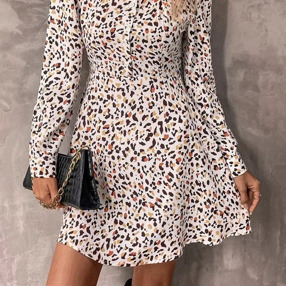 White Casual Womens Allover Print Cut Out Front Dress - Picture 5 of 5